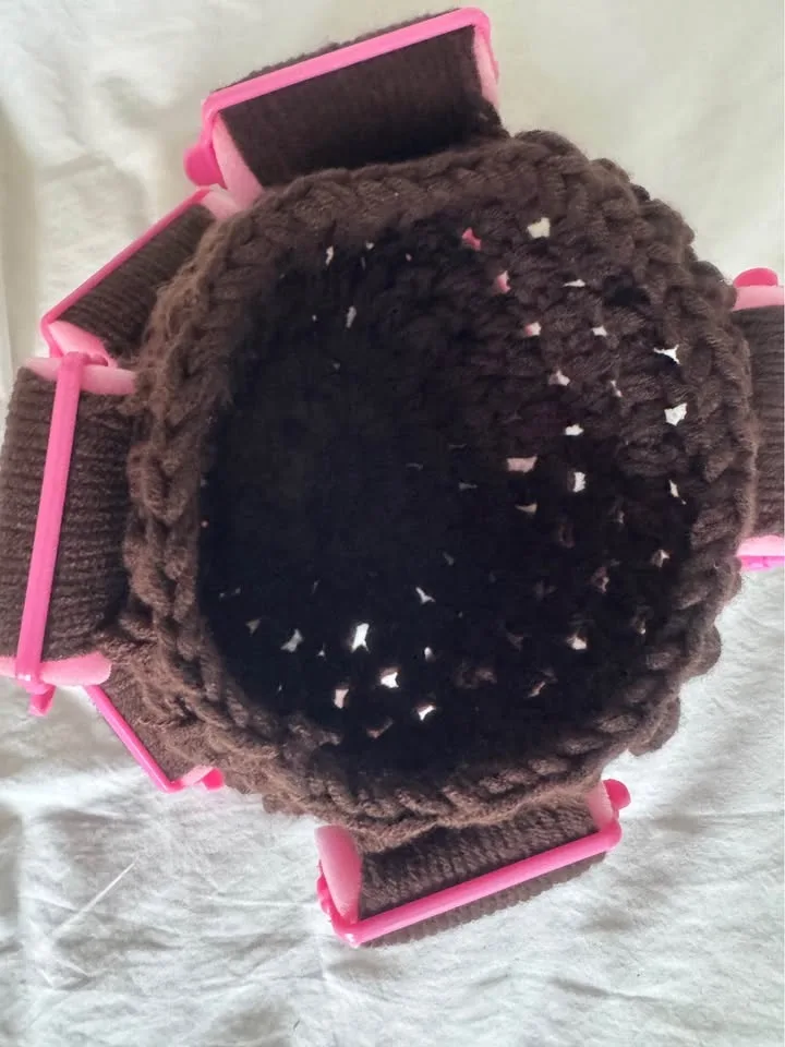 Super Cute Brand New Baby Hat perfect for Instagram photos!! image indicator(6)