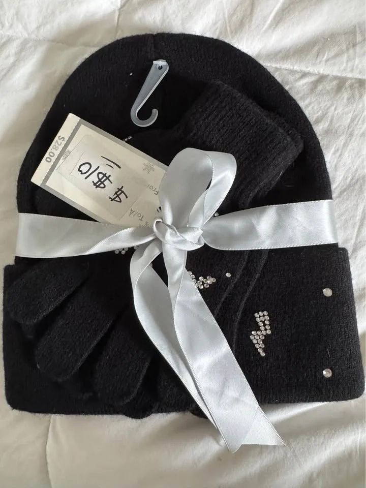 Ladies Black Rhinestone Hat & Gloves Set - New image indicator(6)