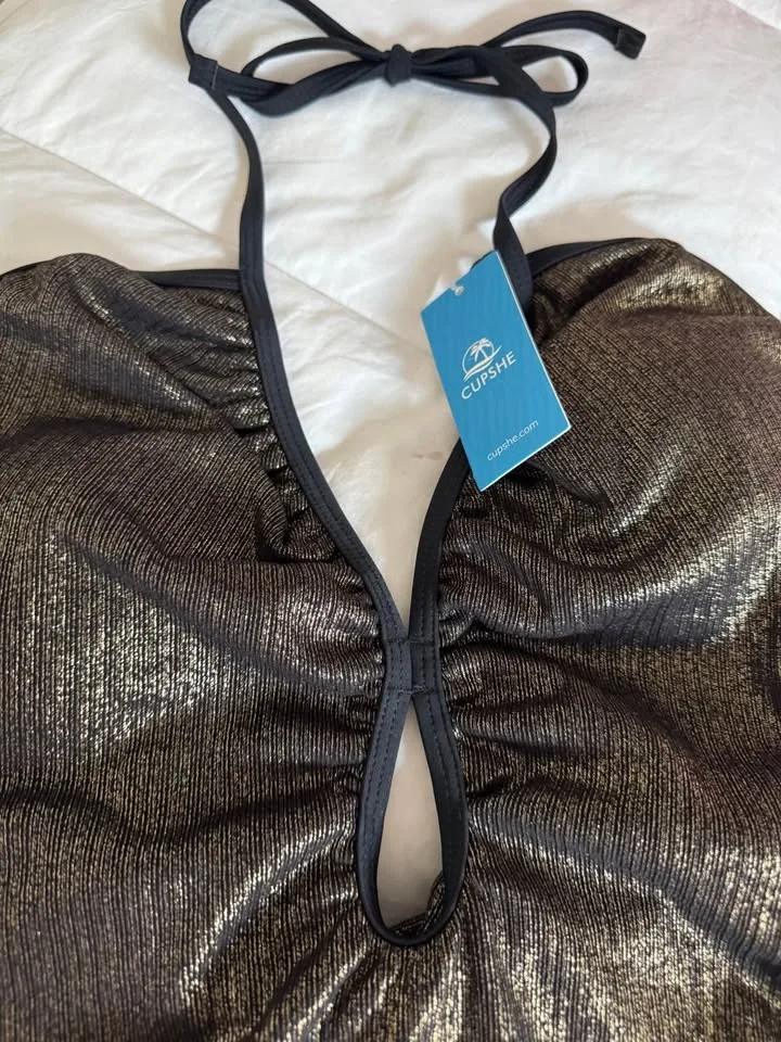 Ladies Size Large Bathing Suit New with tags on image indicator(3)