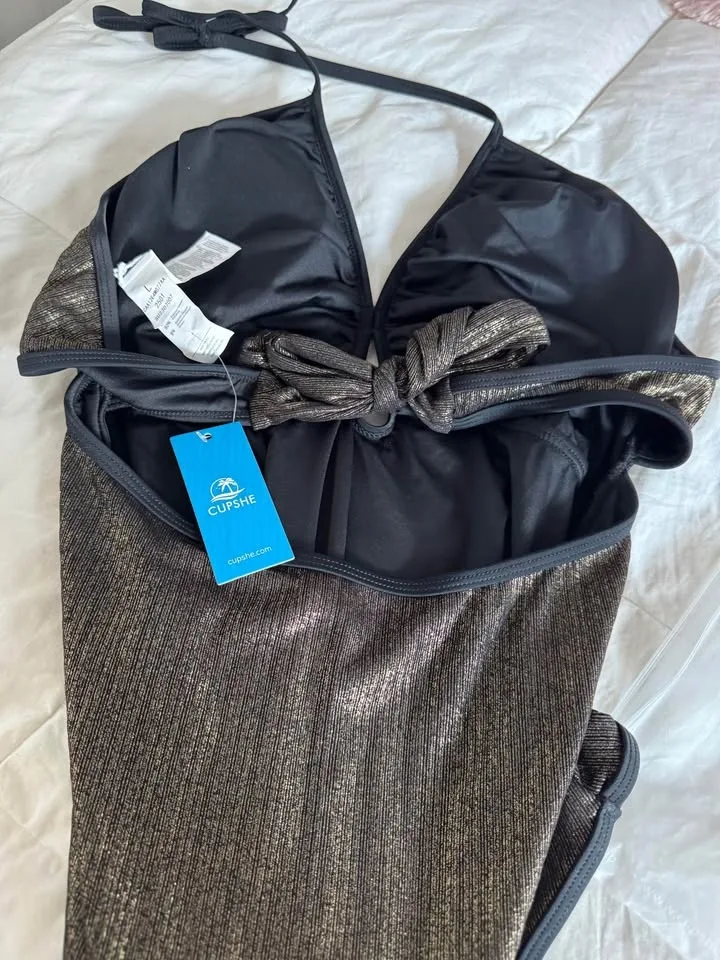 Ladies Size Large Bathing Suit New with tags on image indicator(7)