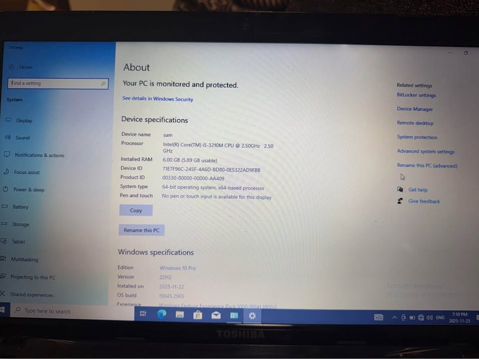 Toshiba Satellite L850 – Great Condition | Ready to Use! - photo 5