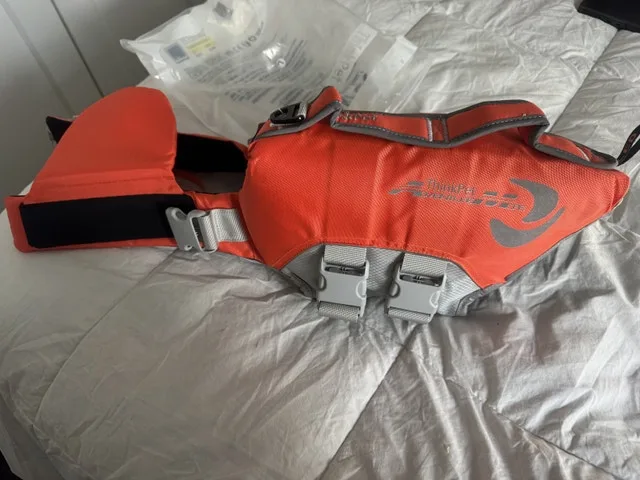 Selling 2 Brand New Size L Dog Life Jackets $25 ea, Retails $106 image indicator(9)