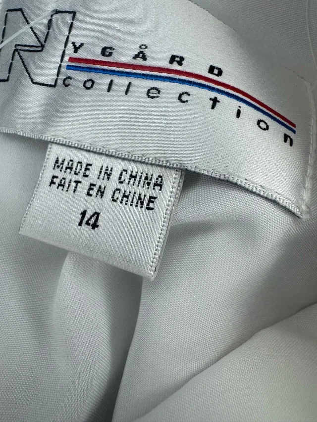 Ladies Size 14 Dress, fits Large image indicator(7)