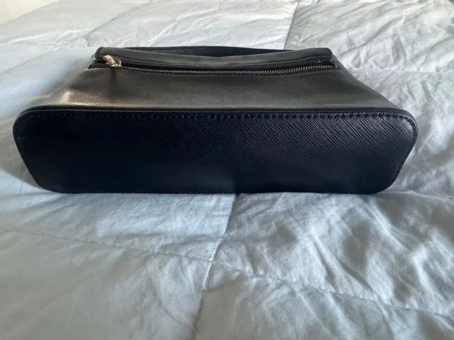 Ted Baker Purse, it’s a Handbag Style purse $30 image indicator(3)