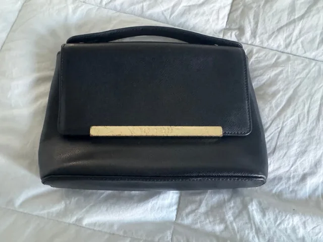 Ted Baker Purse, it’s a Handbag Style purse $30 image indicator(5)