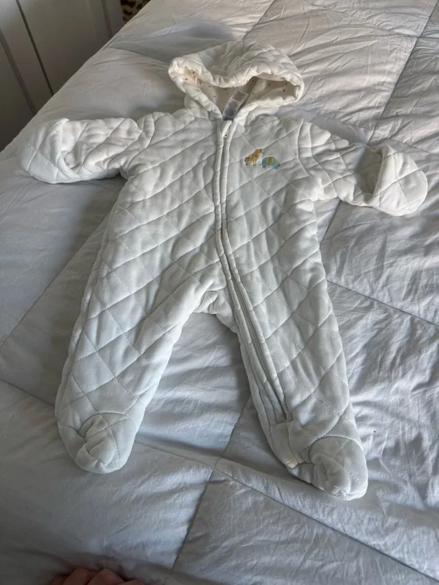 0-3 Month Winter Snow Suit Outfit $10 image indicator(6)