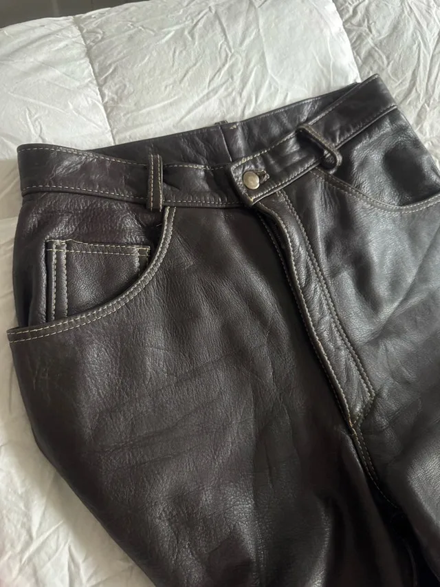 Ladies Like New Worn Once Leather Pants, beautiful chocolate image indicator(6)