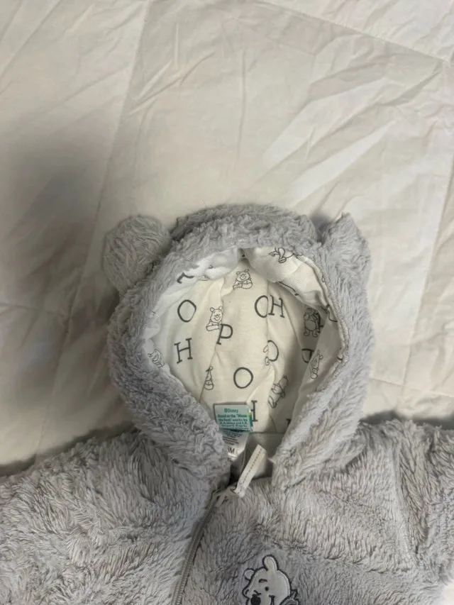 Like New Winnie the Pooh 0-3Month Winter Snowsuit Like New image indicator(5)
