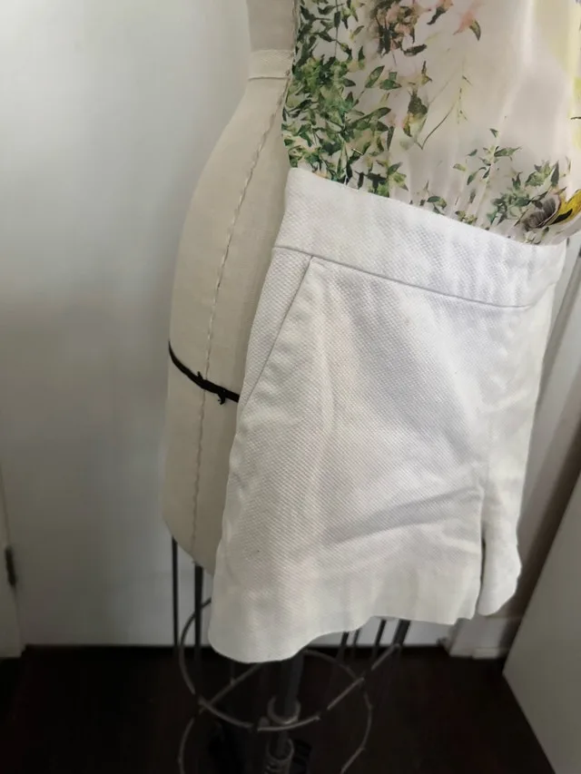 Beautiful Ladies Ted Baker Size 1 Romper Fits a Size Small image indicator(4)