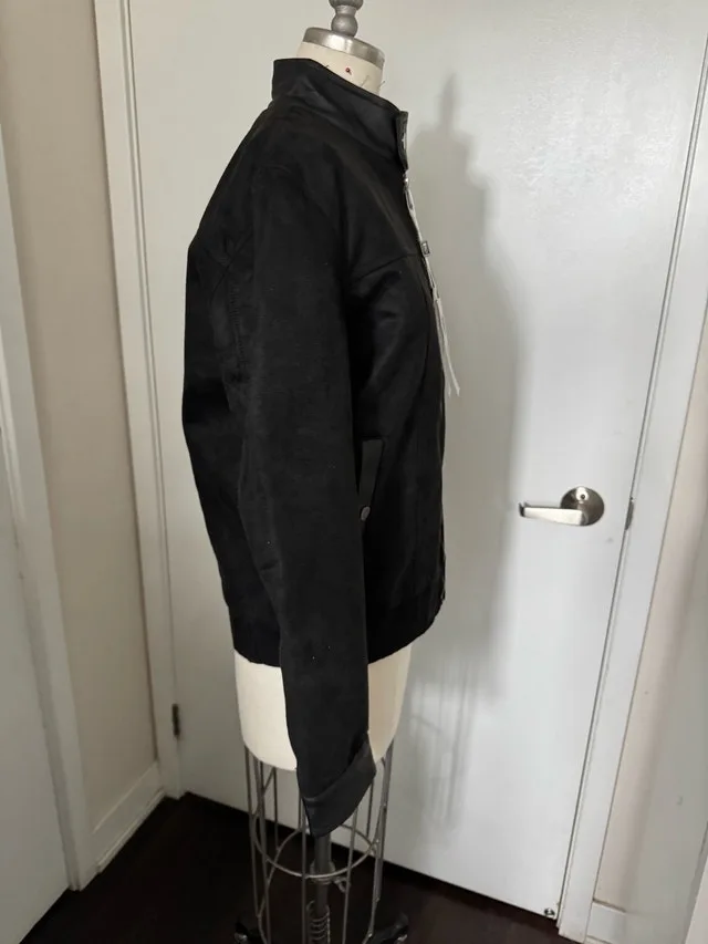 Men’s Brand New Size Small Jacket with Tags image indicator(9)