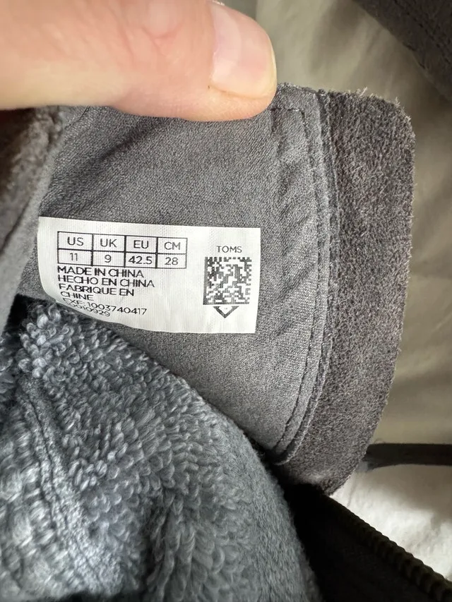 Ladies Size 11 TOMS boots New - Like New Worn Once image indicator(7)