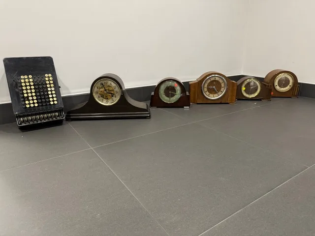 Antique Clocks and Antique Calculator All for $100 image indicator(2)