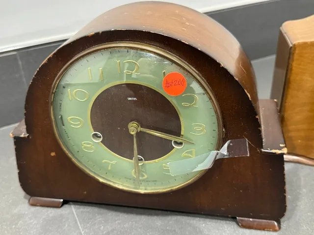 Antique Clocks and Antique Calculator All for $100 image indicator(6)
