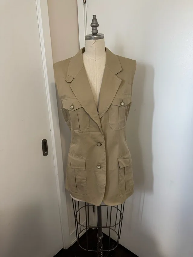Ladies Size Medium Holt Renfrew Vest New Never Worn