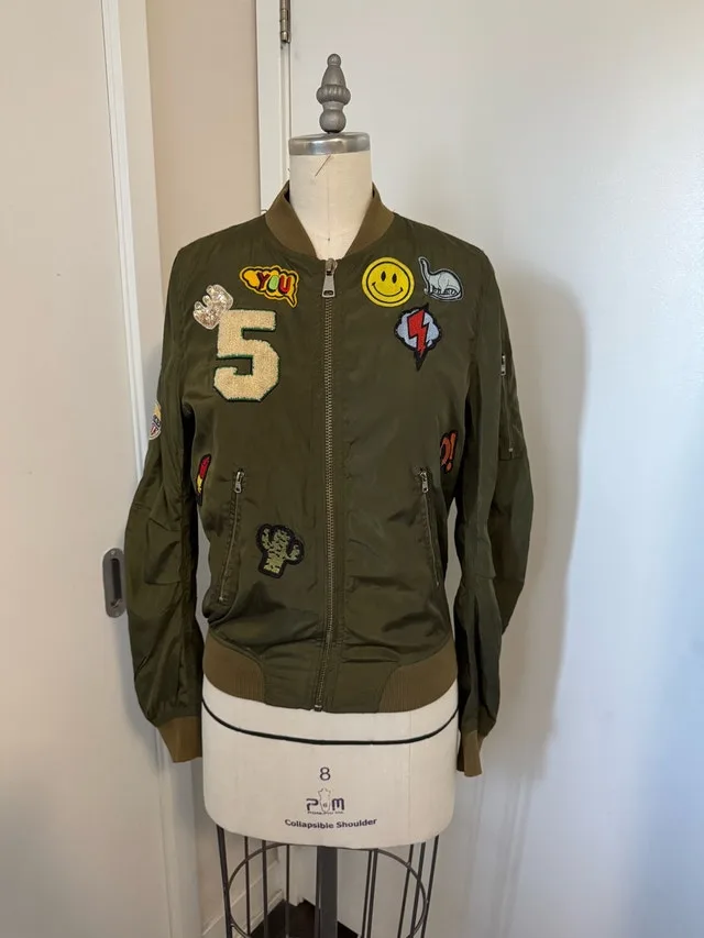 Green Ladies Size Small Jacket- Worn 3 times Like New