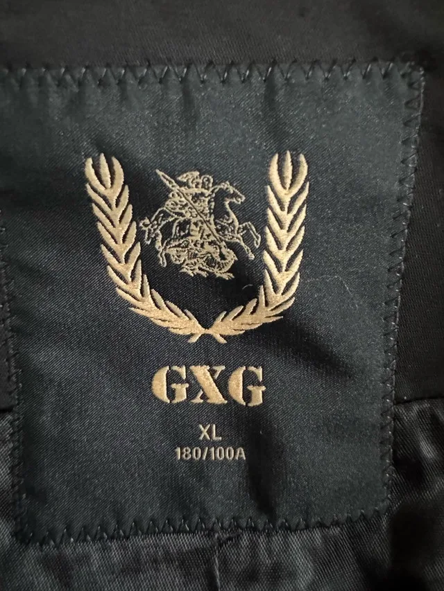 Ladies Fall / Autumn Jacket Canadian size medium Paid $200 image indicator(9)