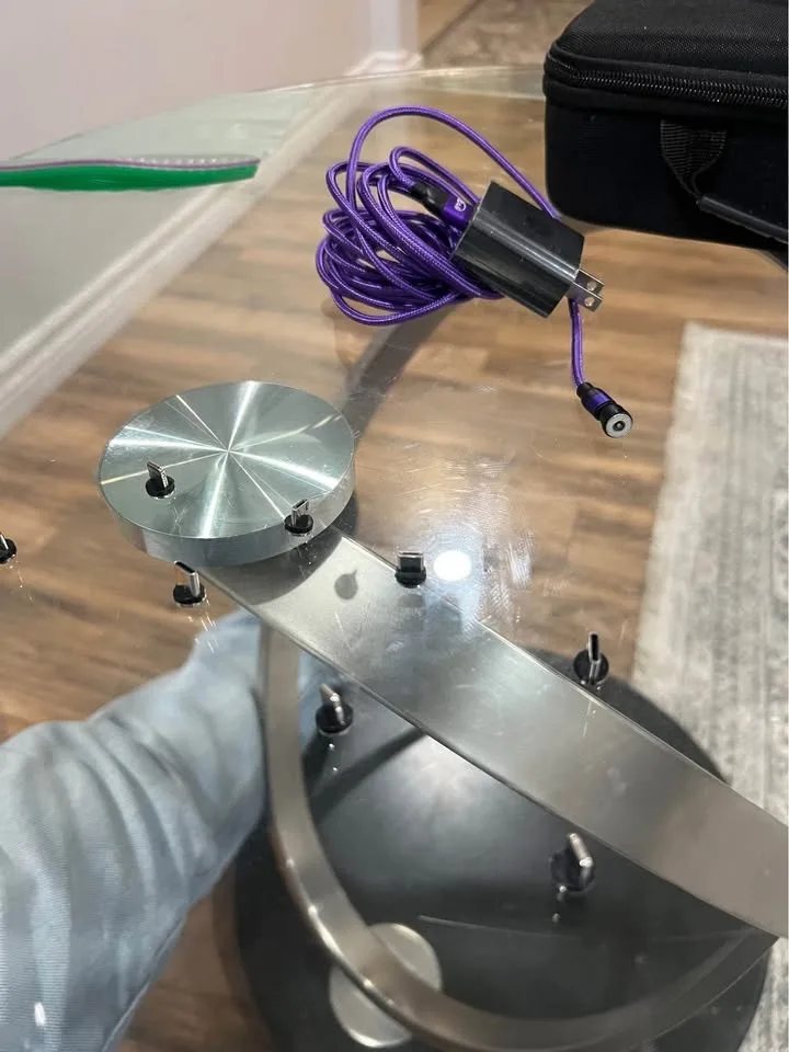 540° Rotation Magnetic Charging Cable image indicator(6)