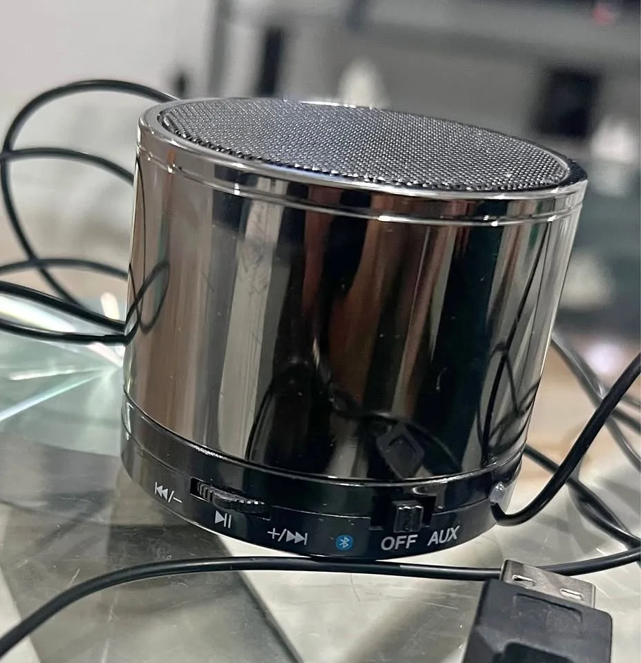 Gun Metal Wireless Mini Cylinder Speaker New