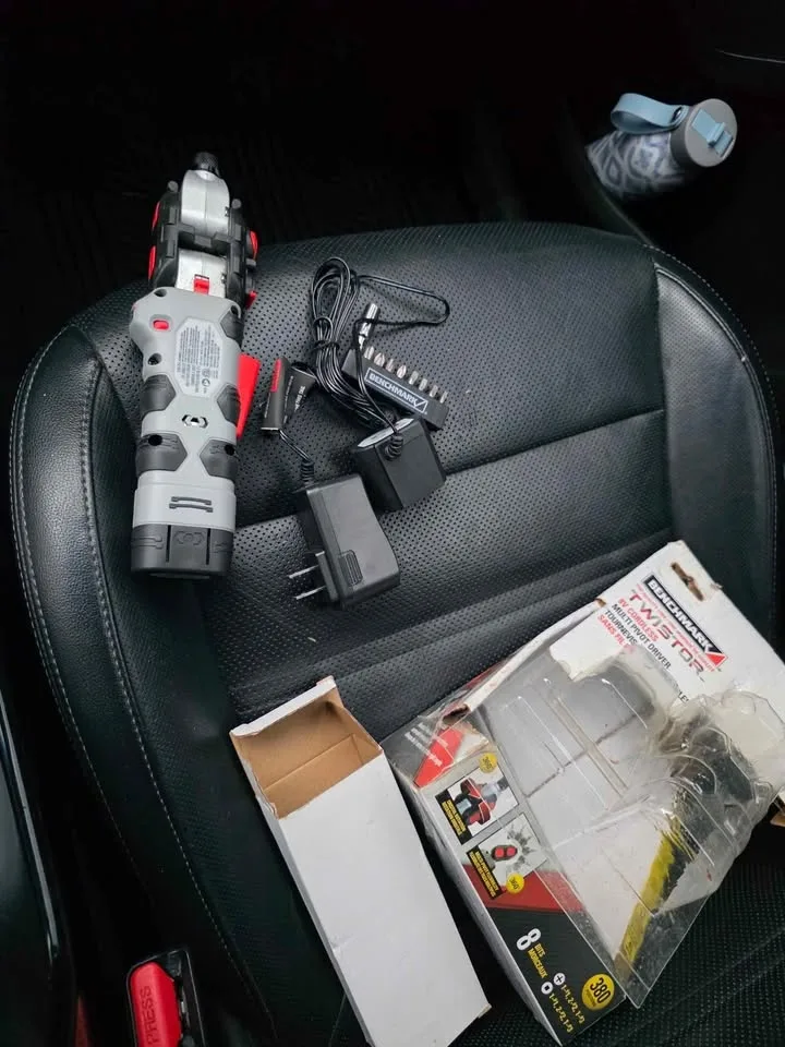 Benchmark Twistor image indicator(3)