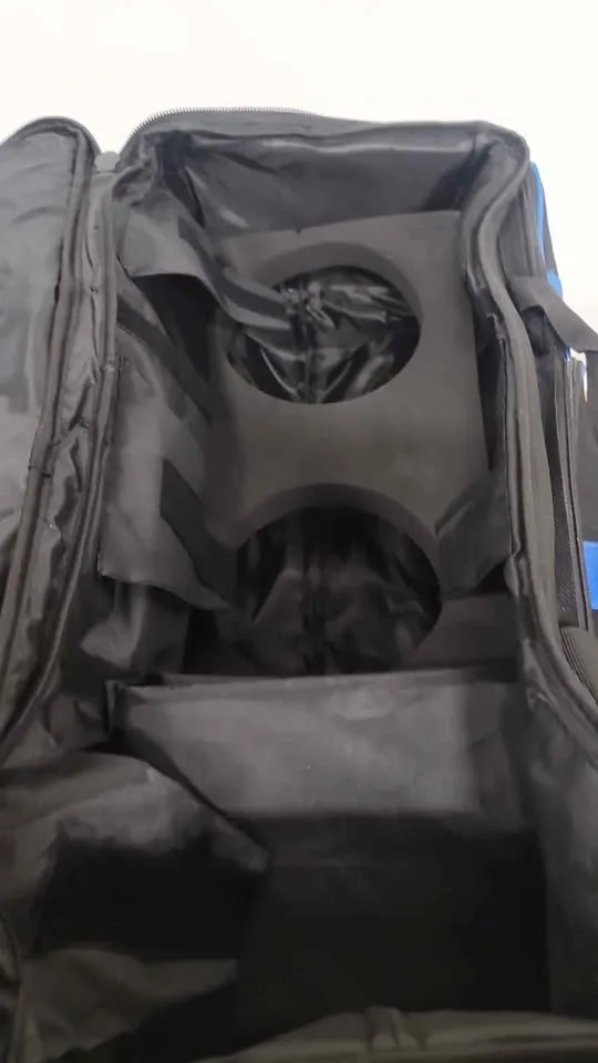 3 Ball Bowling Bag with Wheels image indicator(4)