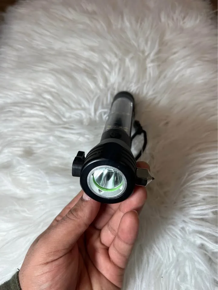 9-in-1 Multi-Function LED Solar Rechargeable Flashlight image indicator(6)