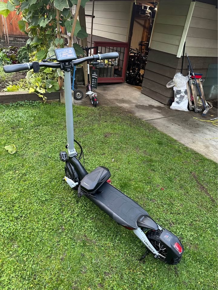 Circooter Raptor Pro (OPEN BOX 0kms) with bag - photo 4