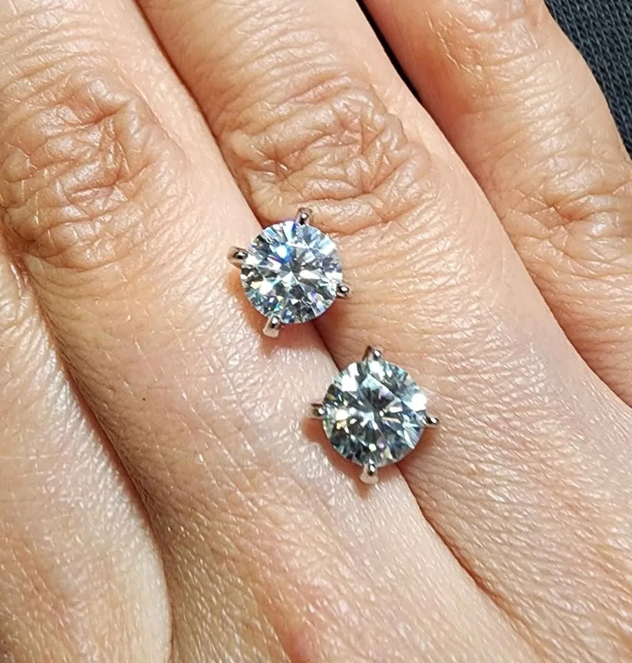 New Moissanite earrings 1 carat each
