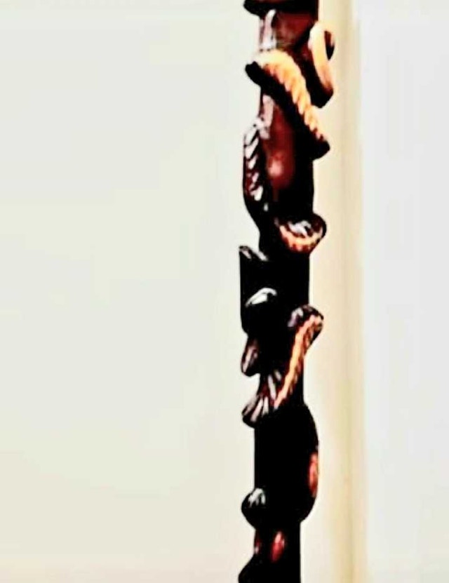 Unique Hand Carved Lacquered Wood Stick - photo 4