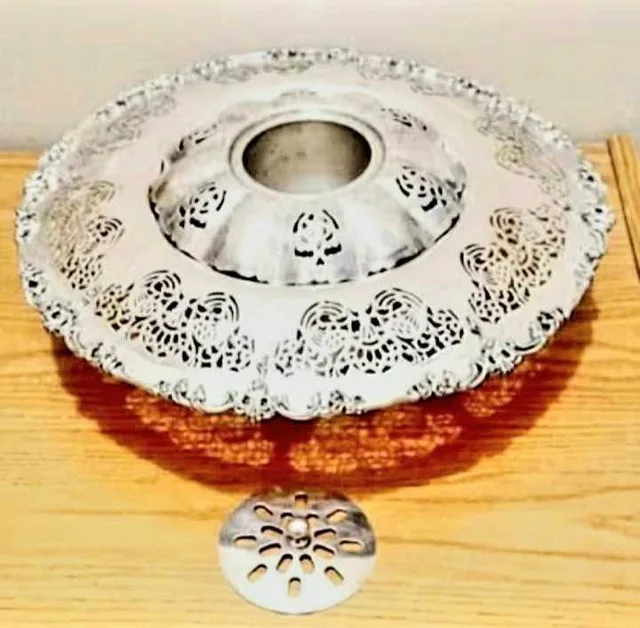 1940's Essay S.P Copper Flower Frog Decorative Dish image indicator(2)