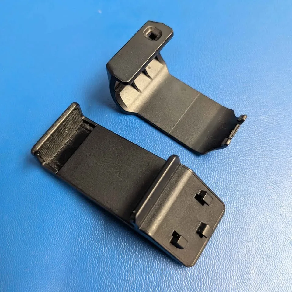 8bitdo SN30 Pro+ in classic Gameboy colorway image indicator(6)