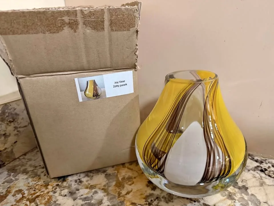 Hand-Blown Glass Vase – Modern Yellow & Brown Swirl Design