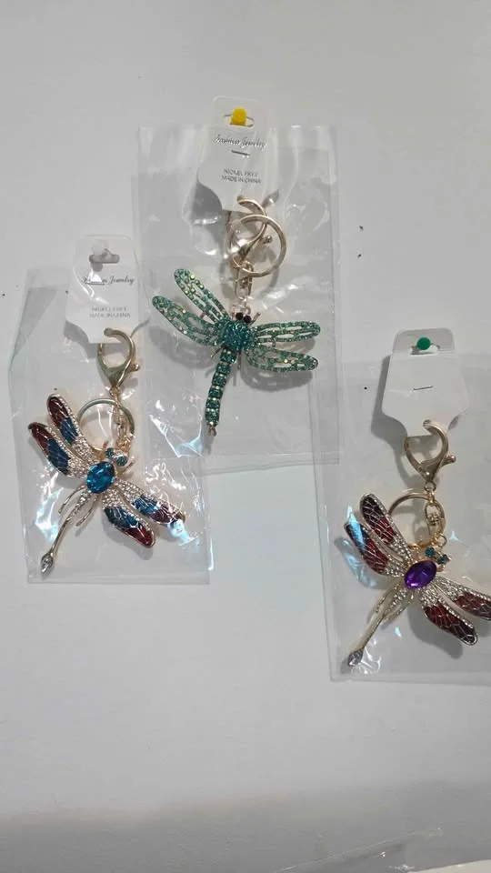 Luxury sparkling keychains image indicator(7)