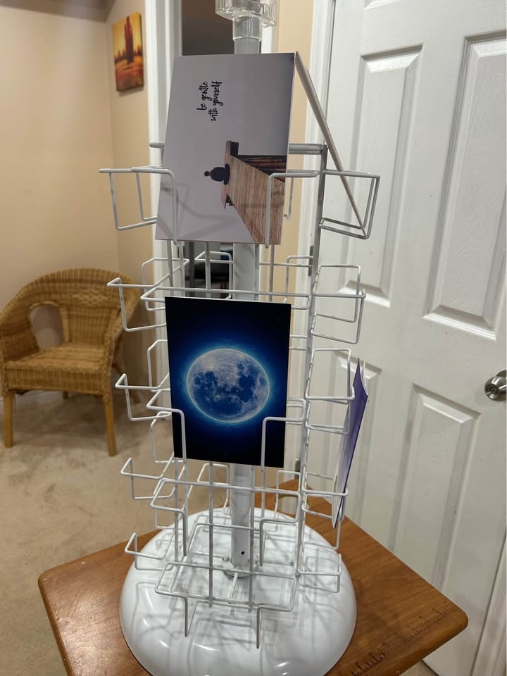 20-Pocket Rotating Metal Postcard / Greeting Card Rack - photo 3