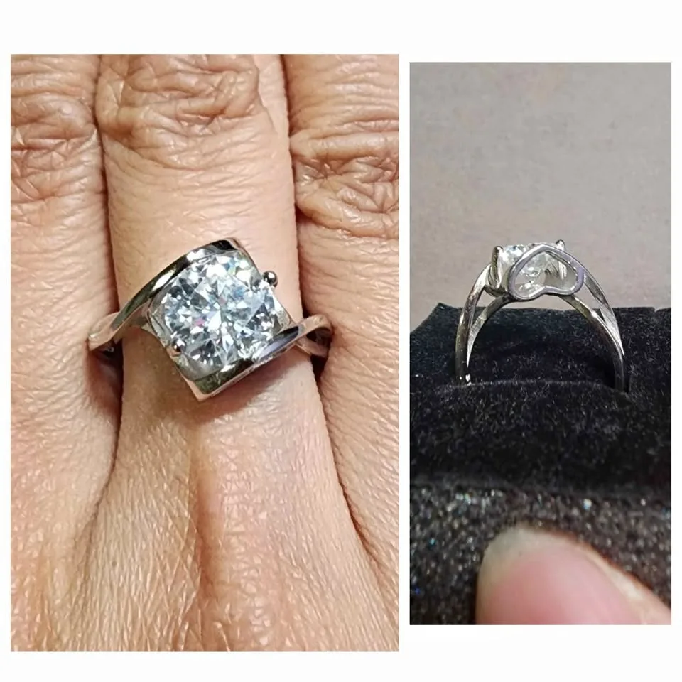 New 2 carat Moissanite ring (heart side)