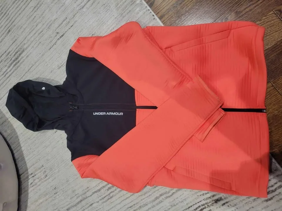 Branded unisex jacket image indicator(4)