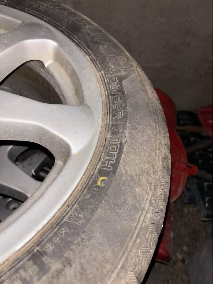 225/55 r17 winter tires - photo 3