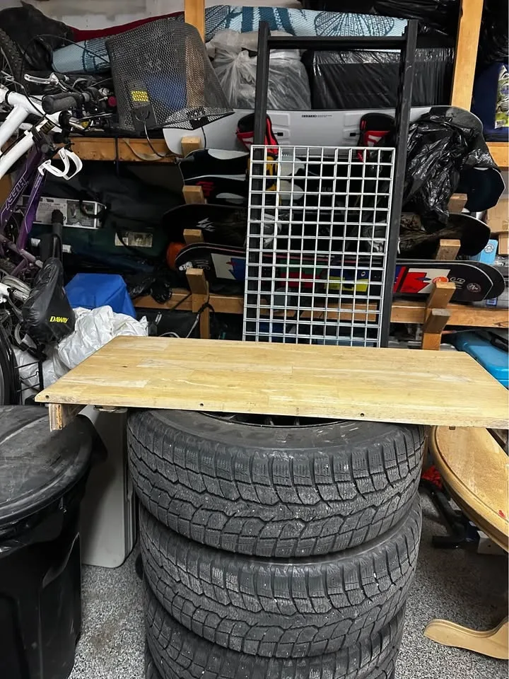 Light oak wooden table image indicator(4)