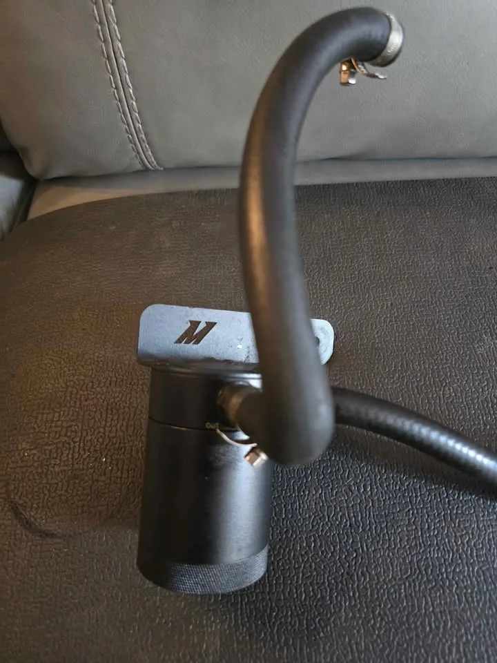 Mishimoto Oil Catch Can. Honda Civic 1.5T 2016-2021 image indicator(3)