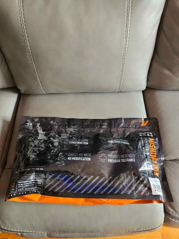 Mishimoto radiator coolant hoses. Civic 1.5T 2016-2021. image indicator(6)