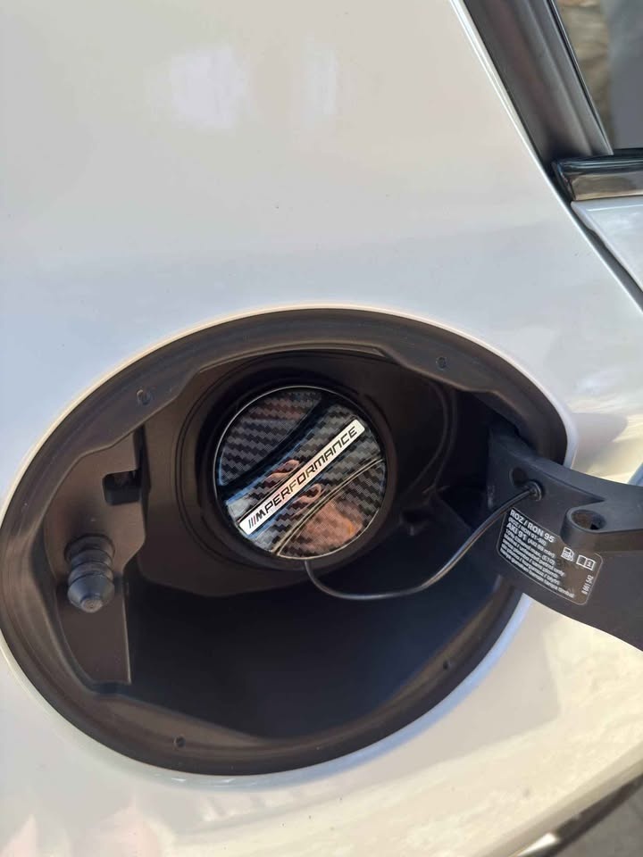 BMW M Performance Fuel Cap Cover - Carbon Fiber Style - photo 2