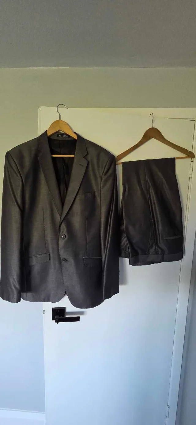 European Suit for Man