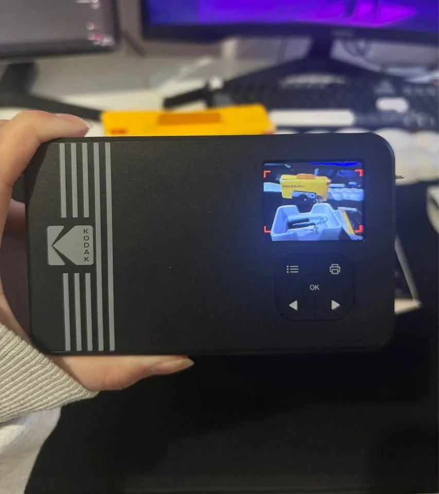 KODAK Instant Digital Camera and Photo Printer image indicator(3)