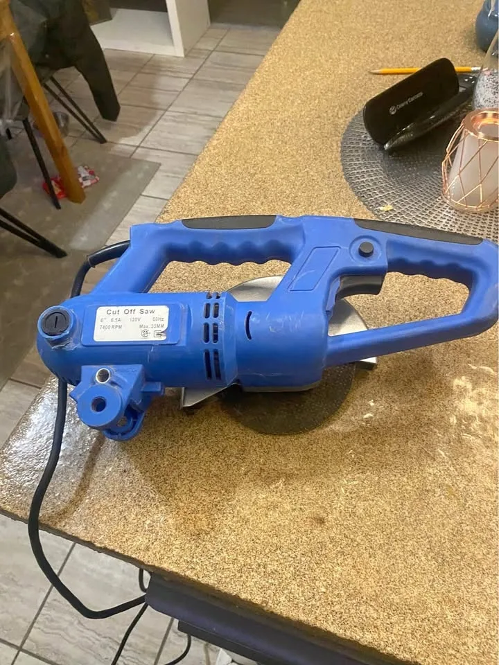 6” Cut-Off Saw — Works Great!  $25/OBO