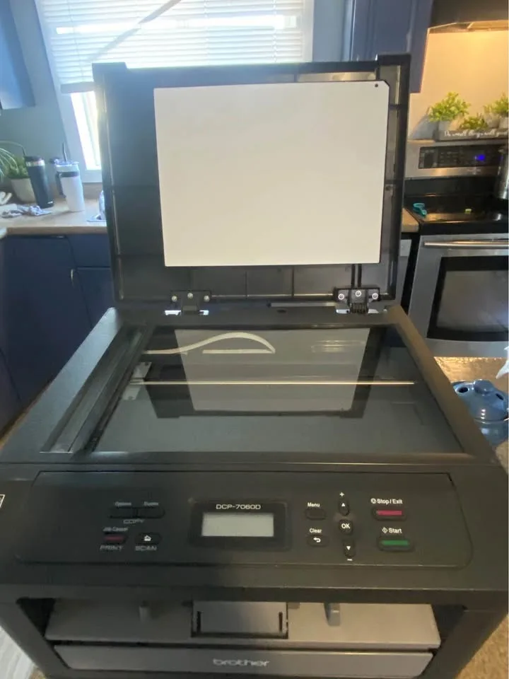 Brother DCP-7060D Monochrome Laser Printer – Excellent Condition image indicator(2)