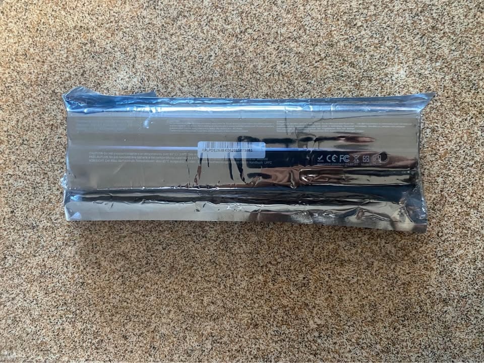 Brand New Dell Latitude Laptop Battery - $20/OBO - photo 2