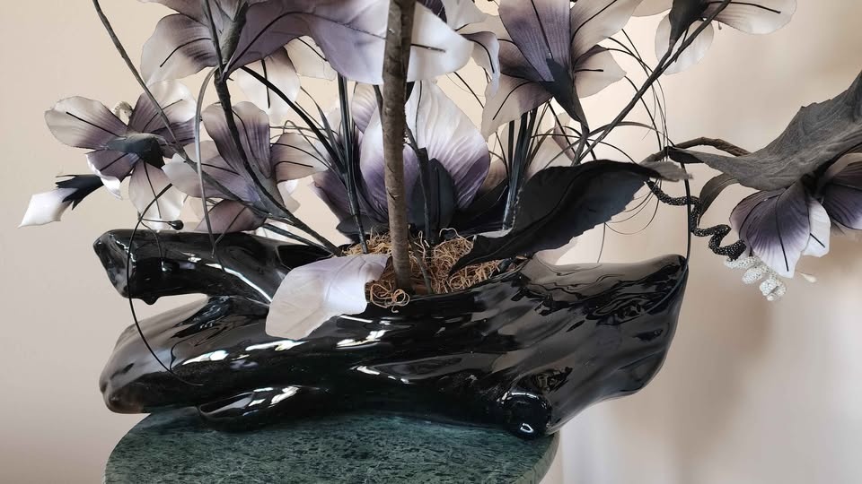 Dark grey Silk floral arrangement - photo 3