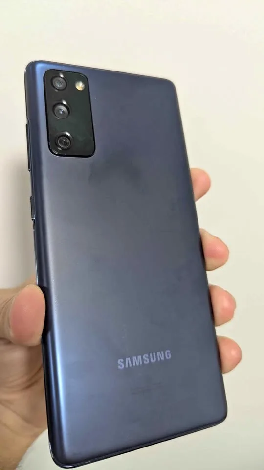 Samsung Galaxy S20 FE | 128GB | Unlocked