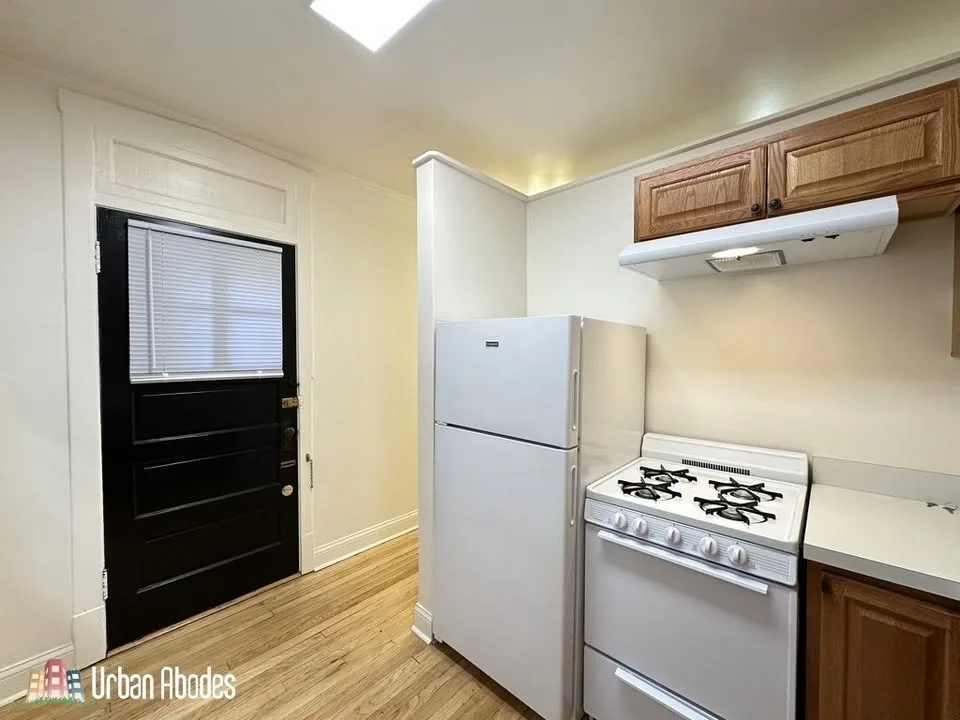 Studio 1 Bath Apartment image indicator(5)