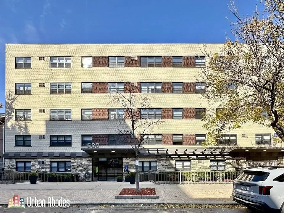 1 Bed 1 Bath Apartment