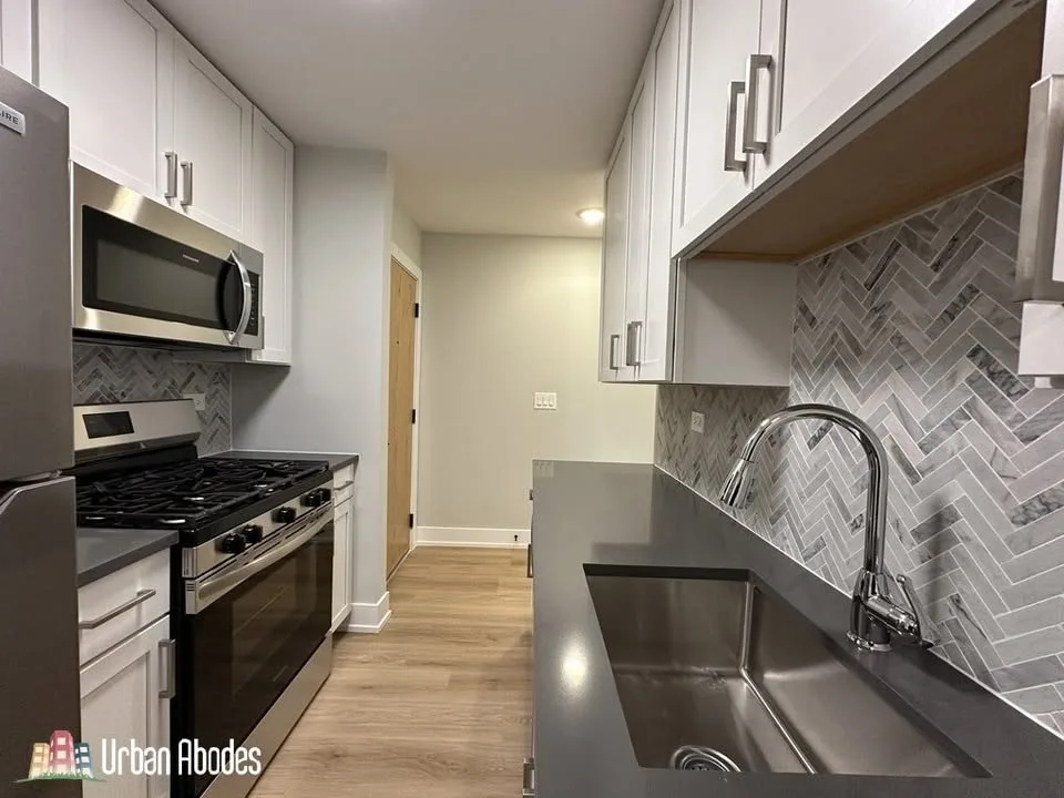 1 Bed 1 Bath Apartment image indicator(5)